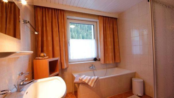 Apartmán Haus Alpenglueck Kaunertal Exteriér fotografie
